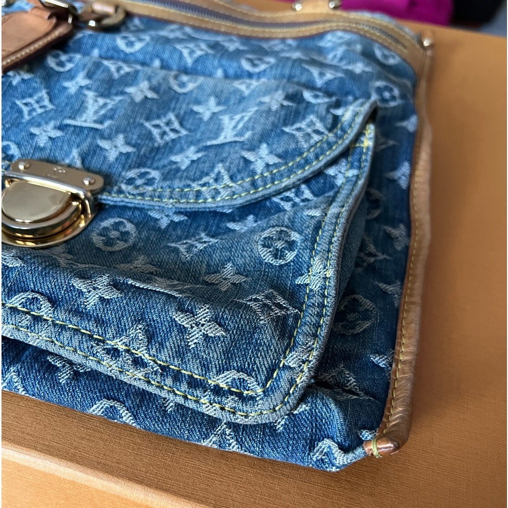 Louis Vuitton Denim Sac Plat Bag-EUC - Picture 13 of 16